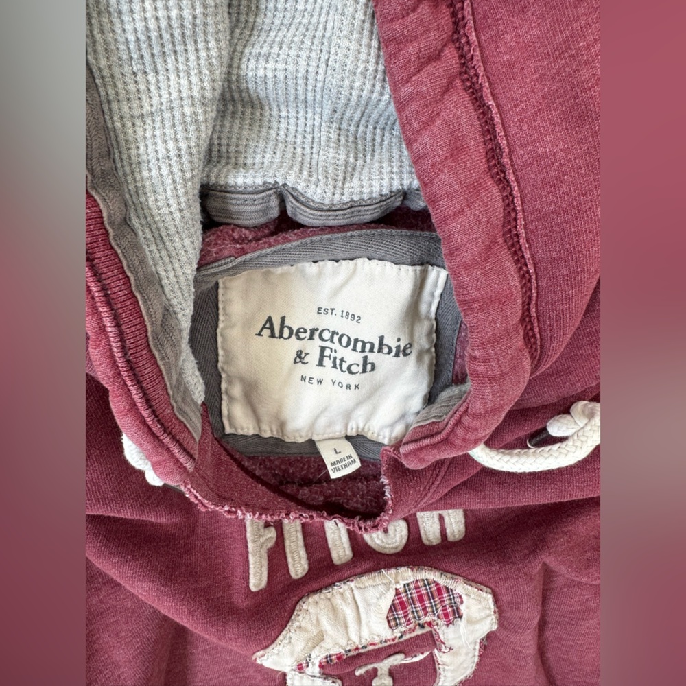 Abercrombie & Fitch Maroon Sweatshirt